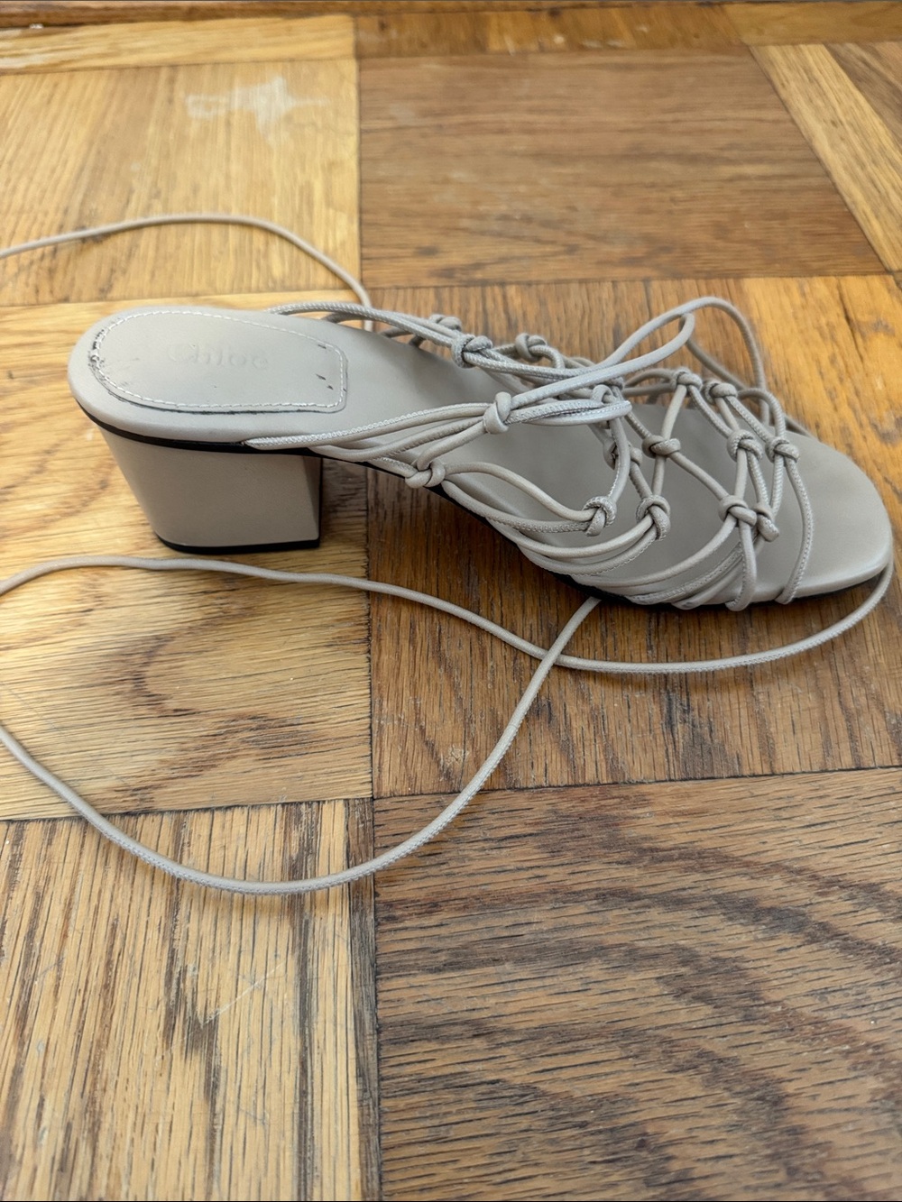 Chloé 'Jamie' Knot Wrap Sandal in Cream size 38.5 - Picture 14 of 16